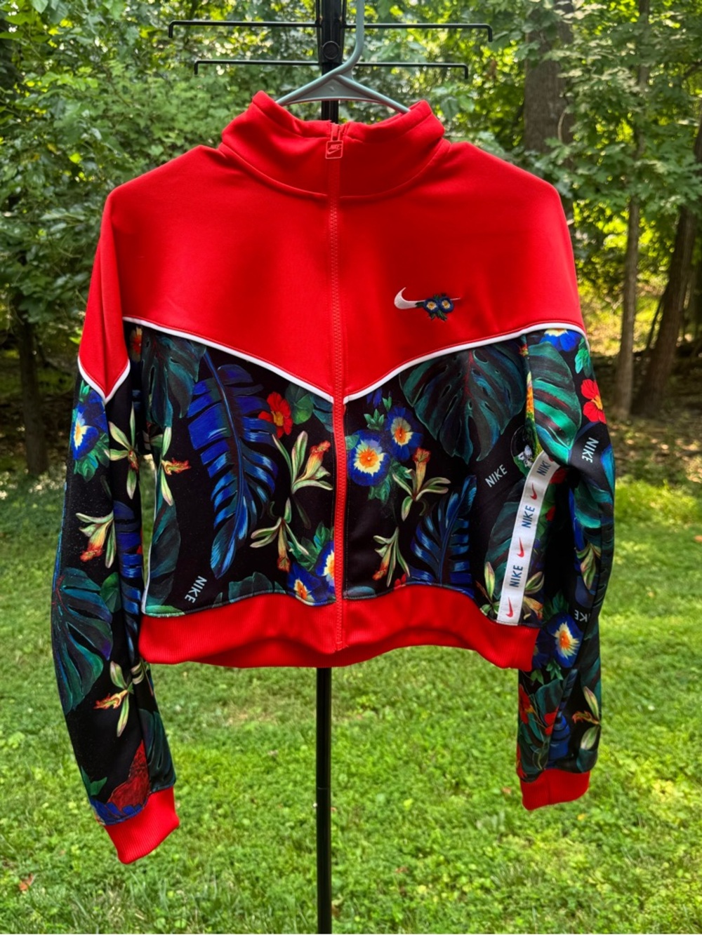 Nike NSW Hyper Femme Cropped Track Jacket Full Zip CJ5015-696 Women's Size M